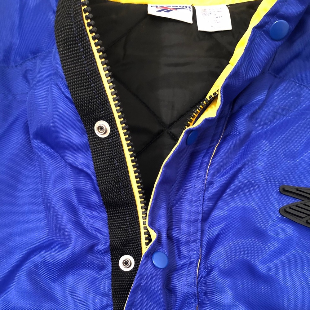 Vintage Men’s Reebok Jacket - Picture 4 of 7